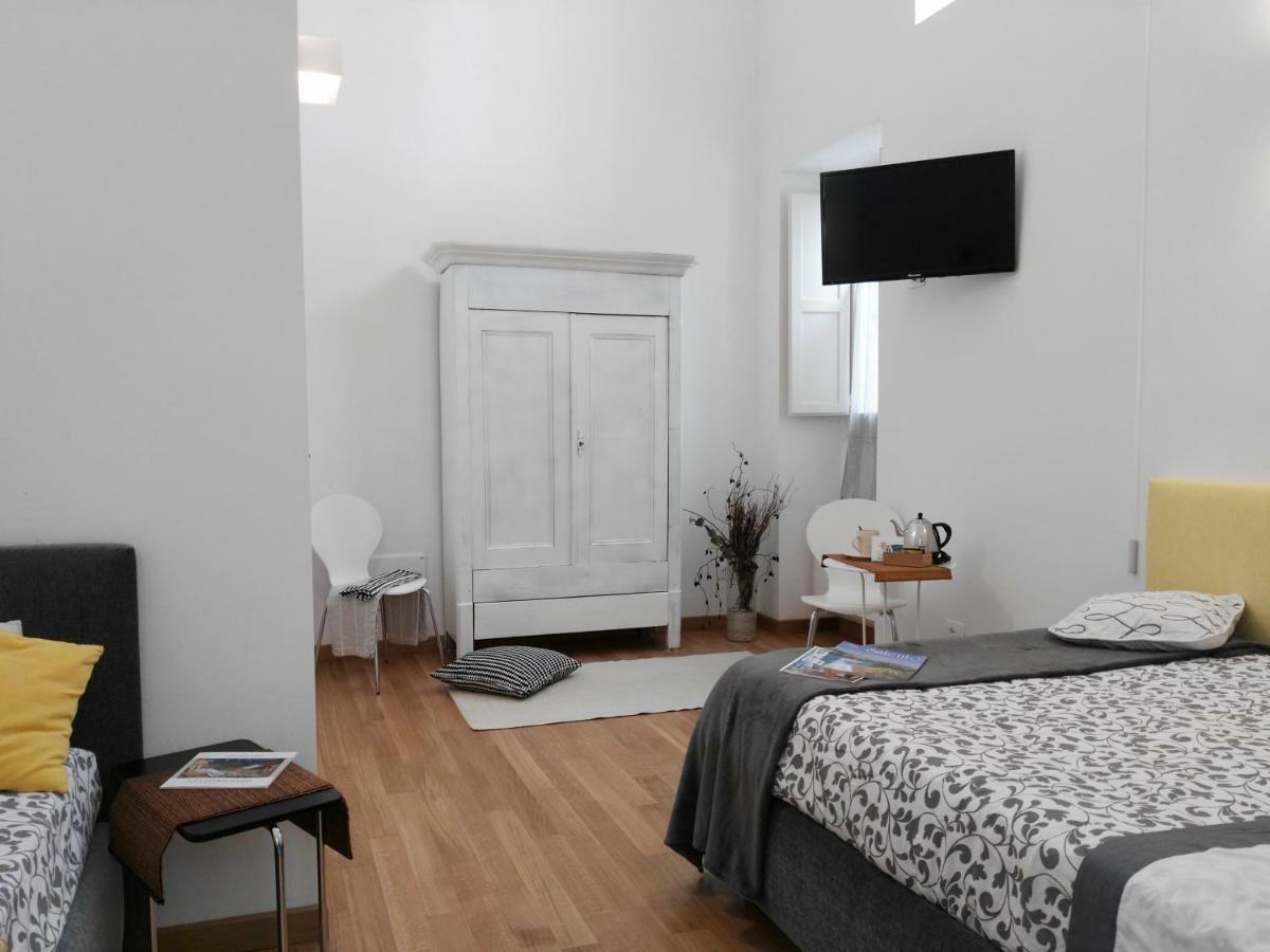 B&B La Casa Gialla Lecce Zewnętrze zdjęcie